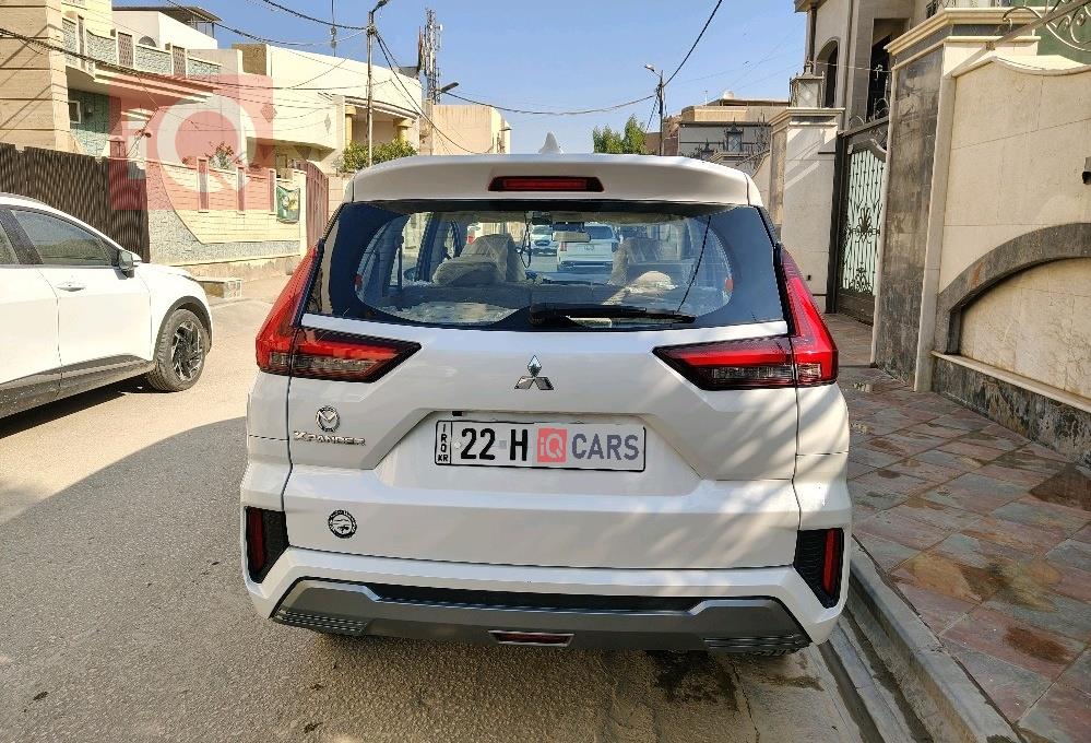 ميتسوبيشي اكسباندر